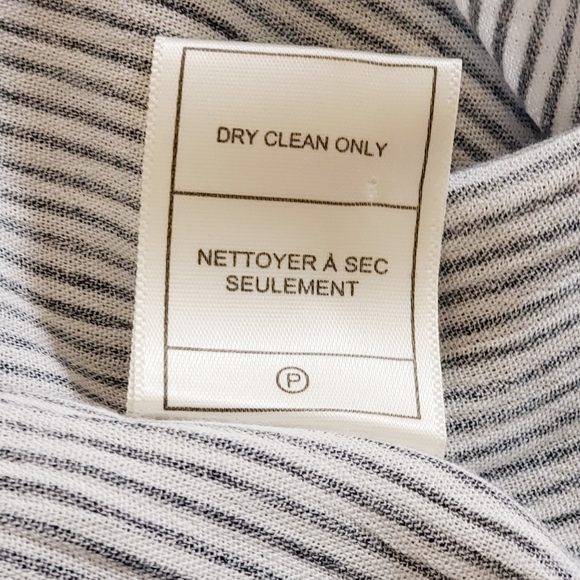 Cupcakes and Cashmere Crossover Back Hi Low Hem S - Picture 8 of 12